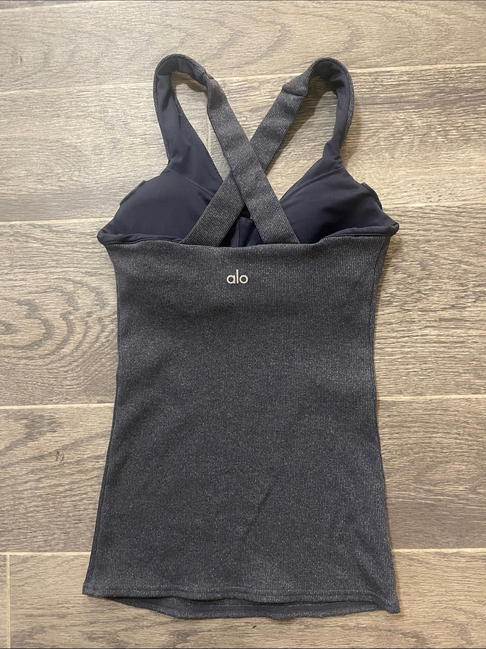 ALO Elevate Crossback Tank with Built-In Shelf Bra